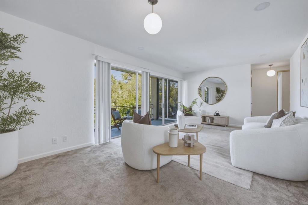 455 Grant Avenue 10