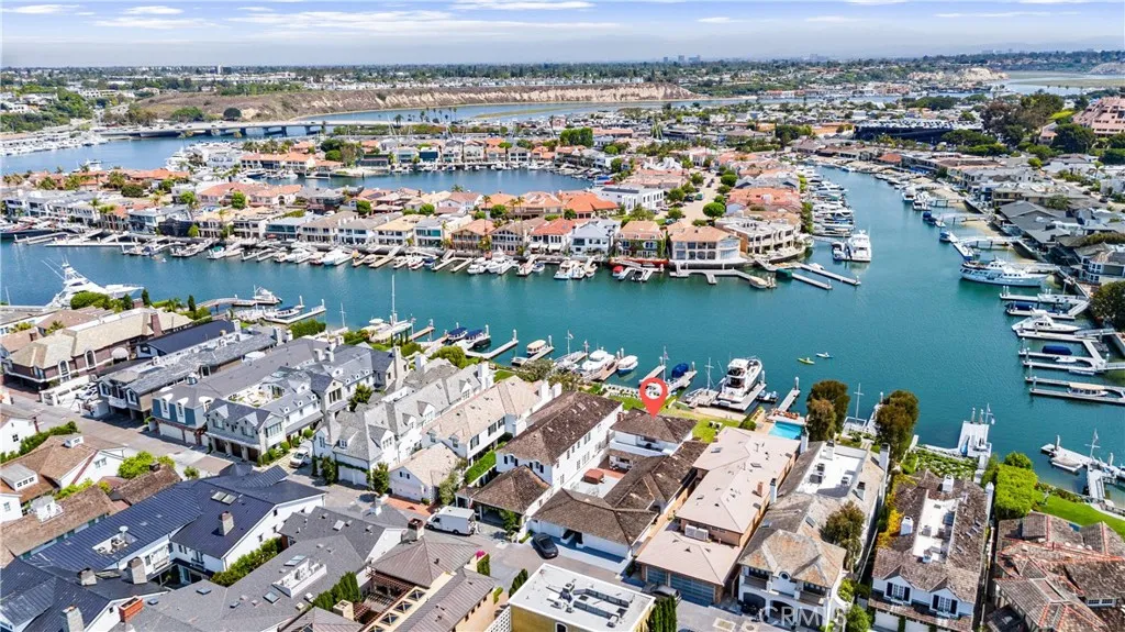 Newport Beach, California 92660, United States, 3 Bedrooms Bedrooms, ,2 BathroomsBathrooms,Residential,Active,173868