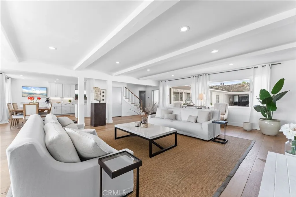 Newport Beach, California 92660, United States, 3 Bedrooms Bedrooms, ,2 BathroomsBathrooms,Residential,Active,173868