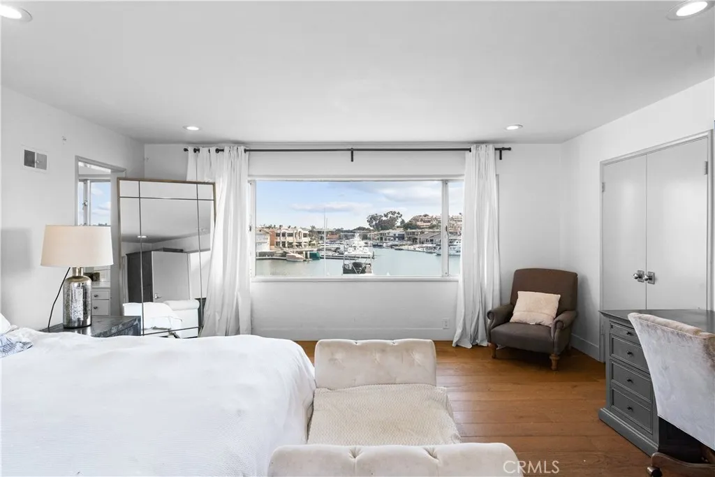 Newport Beach, California 92660, United States, 3 Bedrooms Bedrooms, ,2 BathroomsBathrooms,Residential,Active,173868