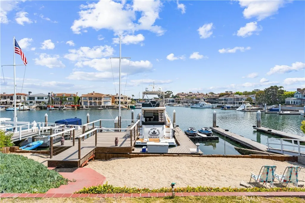 Newport Beach, California 92660, United States, 3 Bedrooms Bedrooms, ,2 BathroomsBathrooms,Residential,Active,173868