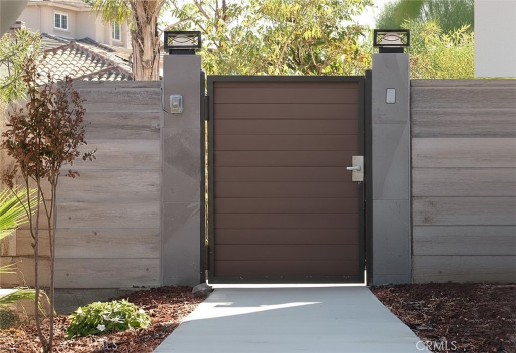 21734 Appaloosa Court