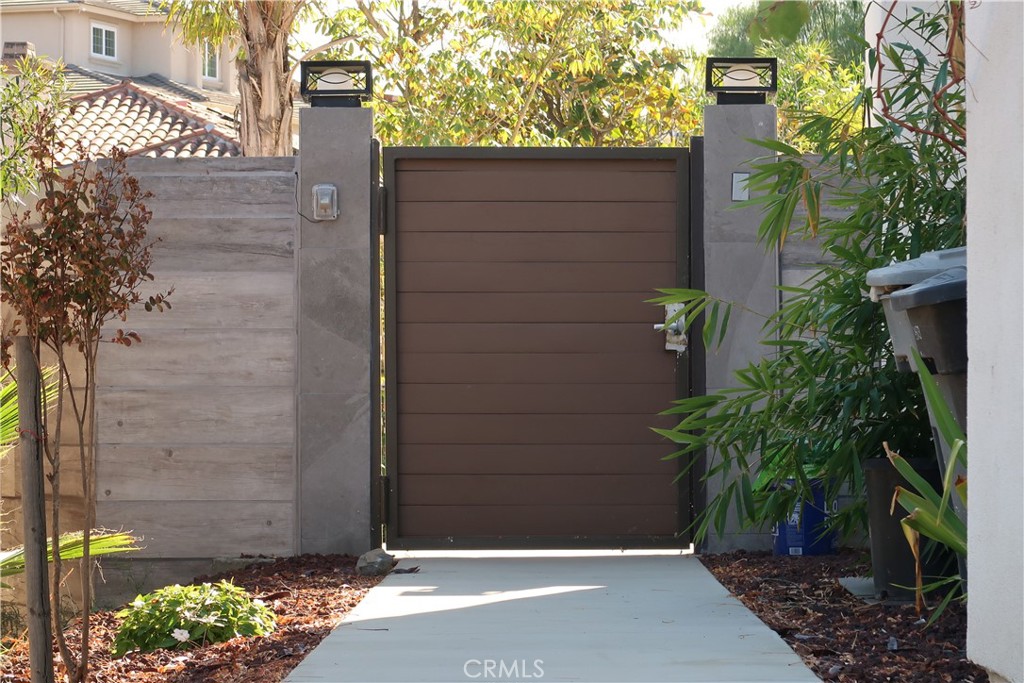 21734 Appaloosa Court