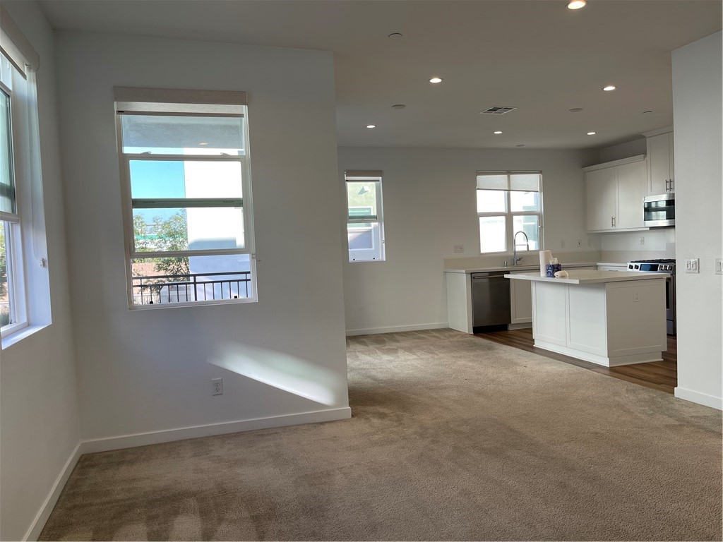 C2E-Close to Everything - Residential Lease