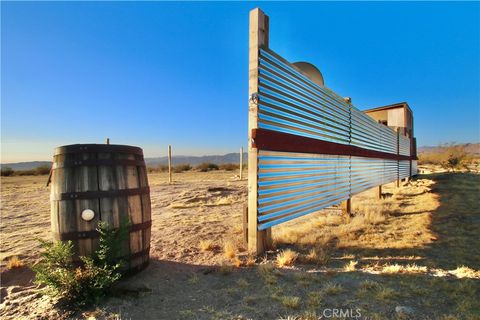 Photo of 4594 Rice Avenue, Joshua Tree, CA 92252 (MLS # JT26041738)