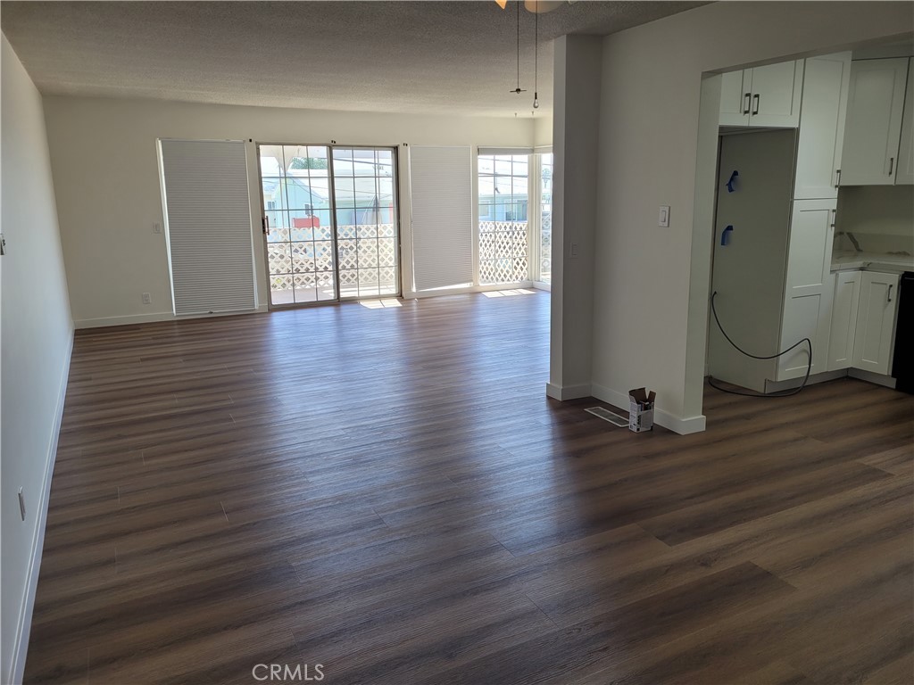 Lantern Village Central (LDC) - Residential Lease