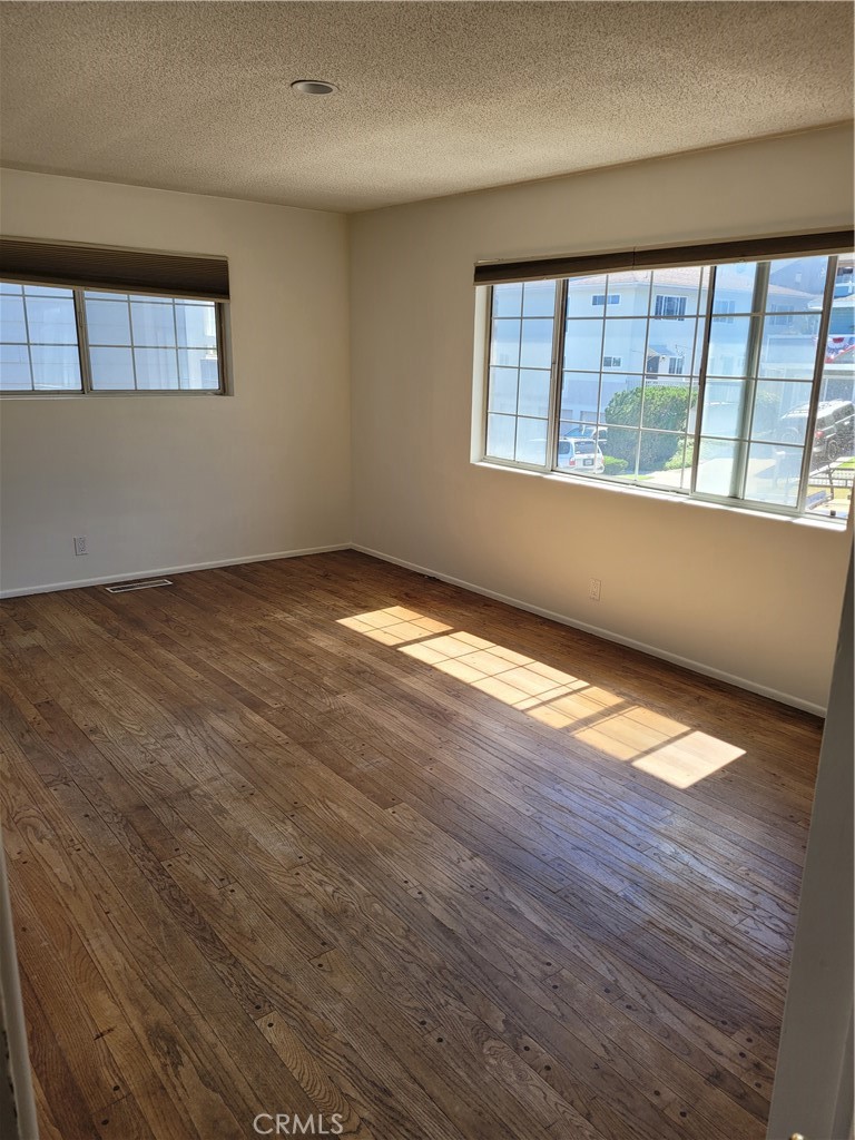 Lantern Village Central (LDC) - Residential Lease