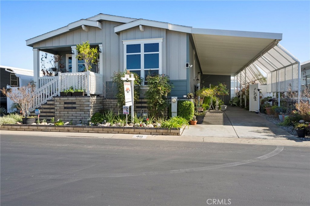 1245 W Cienega Avenue 46