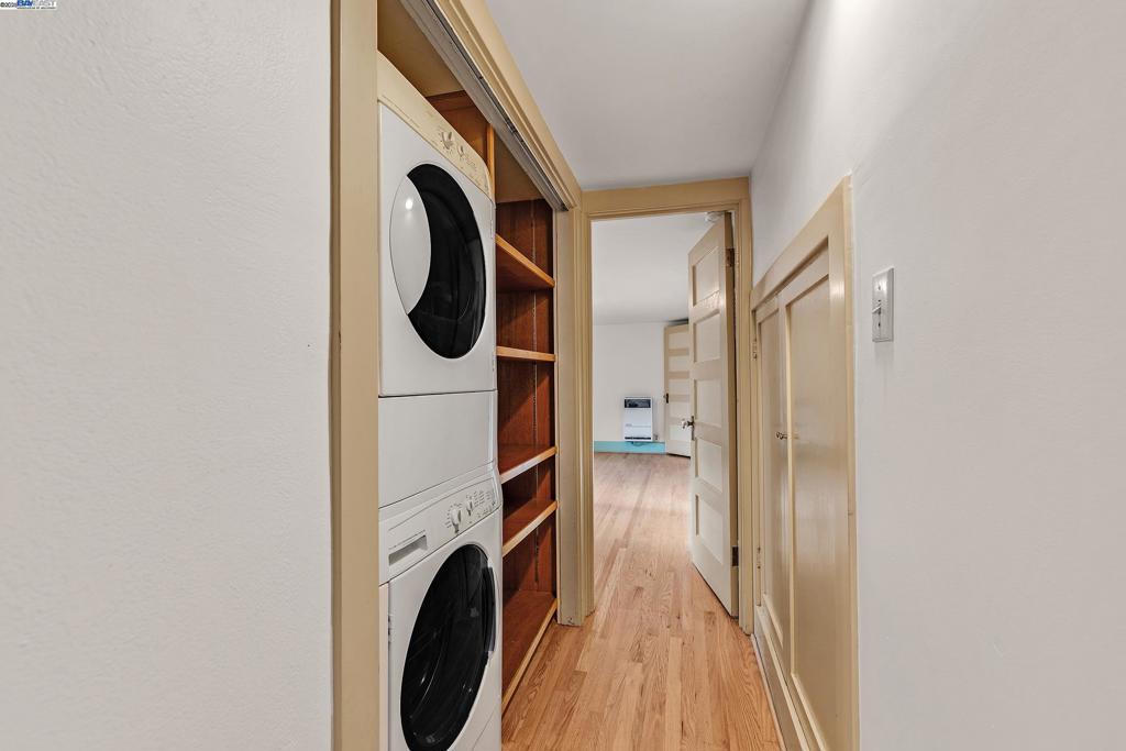 GLENVIEW - Residential Lease