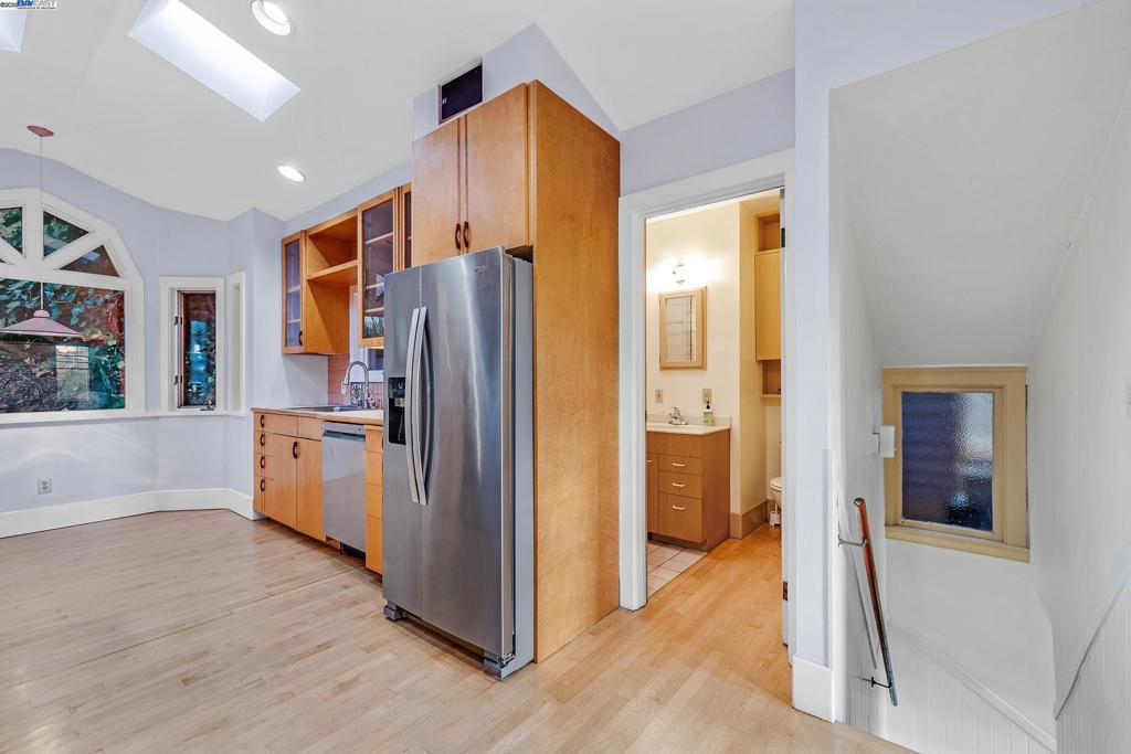 GLENVIEW - Residential Lease