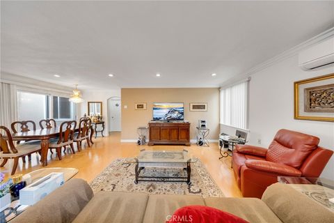 Photo of 360 Avenida Castilla #B, Laguna Woods, CA 92637 (MLS # OC25227483)