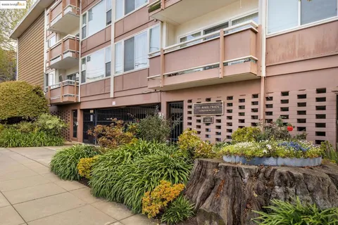 2601 College Ave Unit 205, Berkeley, CA 94704 - MLS#: 41090912