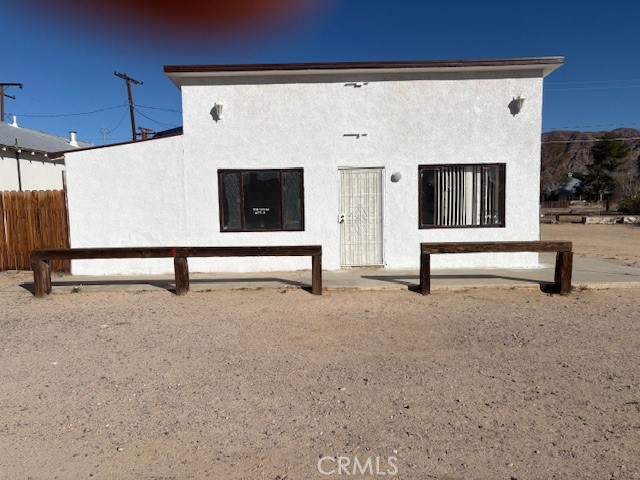 451 W Yermo