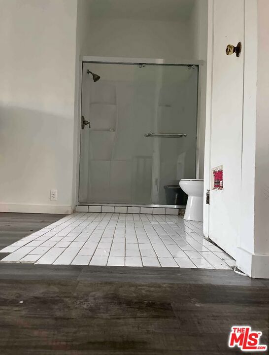 4534 Kingswell Avenue