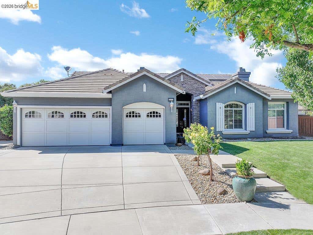 Photo of 1413 Sweetbriar Ct Ct, Brentwood, CA 94513 (MLS # 41143301)