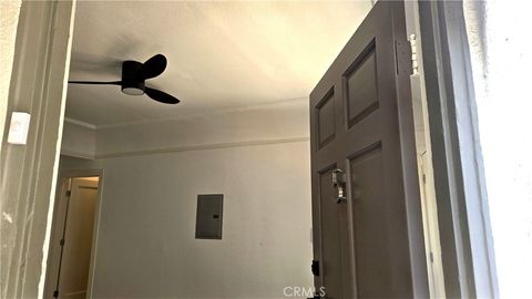 Photo of 973 N Park Cir #5, Long Beach, CA 90813 (MLS # DW25260732)