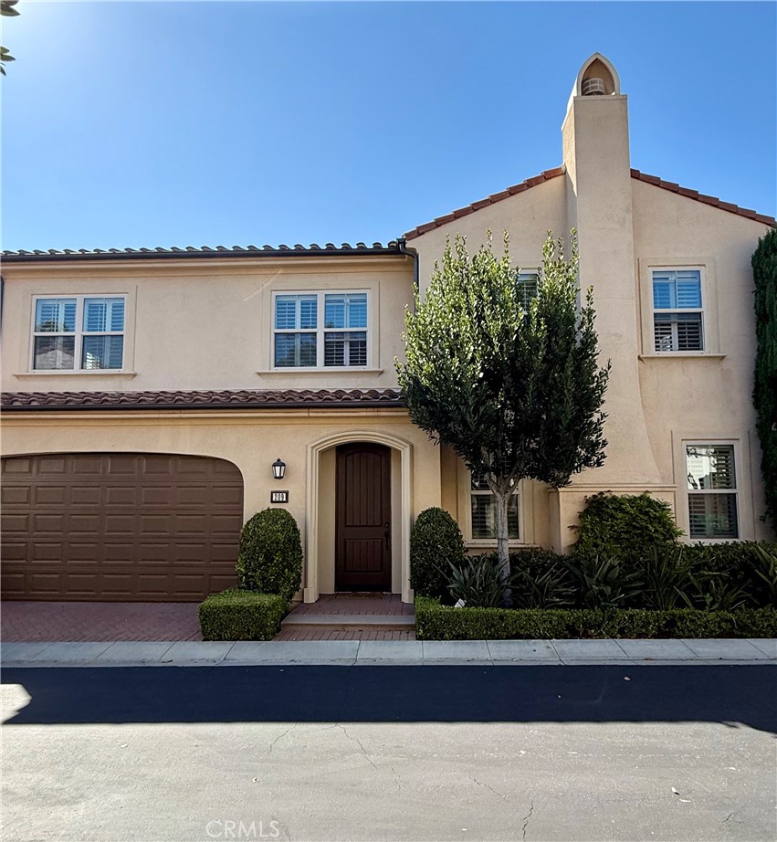 Welcome to this beautifully maintained detached condo located in the highly sought-after community of Woodbury East in Irvine. This spacious and light-filled home offers 3 bedrooms, 2.5 bathrooms, and an additional retreat space in Primary Bedroom - ideal for a home office or reading nook. The open-concept floor plan features a grand 10-foot-high ceiling in the living room, creating an inviting and airy atmosphere. The gourmet kitchen is equipped with granite countertops and seamlessly flows into the living and dining areas, perfect for both everyday living and entertaining. Large glass doors open to a private backyard oasis, offering a perfect space for outdoor relaxation.
Upstairs, the primary suite features a large retreat area, generous closet space, and an ensuite bathroom. Two additional bedrooms share a full bathroom, providing ample space for family or guests. The home includes a powder room and conservatory on the main floor, along with direct access to a two-car attached garage. Natural light fills every room through well-placed windows, enhancing the bright and welcoming interior.
Located within the master-planned Woodbury East community, residents enjoy access to resort-style amenities including swimming pools, spa, clubhouse, fitness center, tennis and pickleball court, playgrounds, and beautifully landscaped parks . This home is conveniently situated within walking distance to Woodbury Town Center and offers quick access to the 405, 5, and 133 freeways. It is also located in the award-winning Irvine Unified School District, served by Woodbury Elementary, Jeffrey Trail Middle School, and Portola High School. This is an exceptional opportunity to lease a luxurious and well-appointed home in one of Irvine’s most desirable neighborhoods.