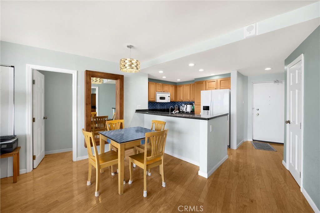 700 E Ocean Boulevard 1207