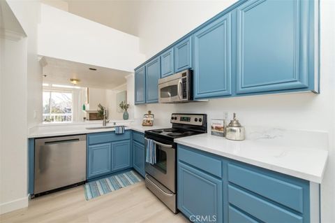Photo of 20301 Bluffside Circle #D401, Huntington Beach, CA 92646 (MLS # TR26040644)