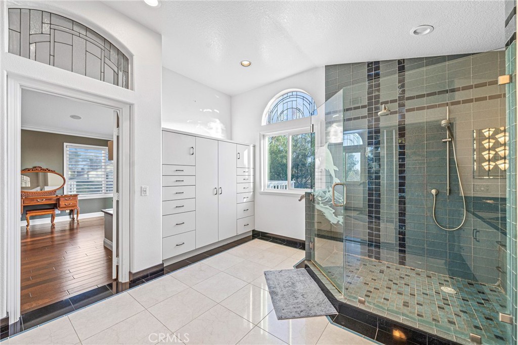 Brock Collection (BC) - Residential Lease