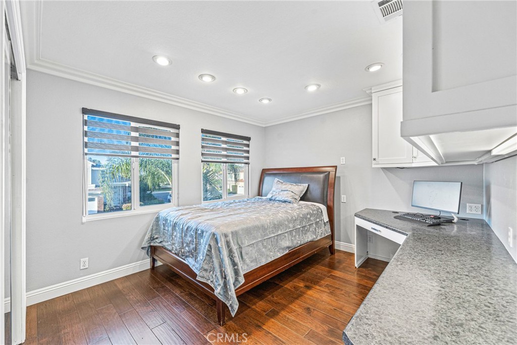 Brock Collection (BC) - Residential Lease