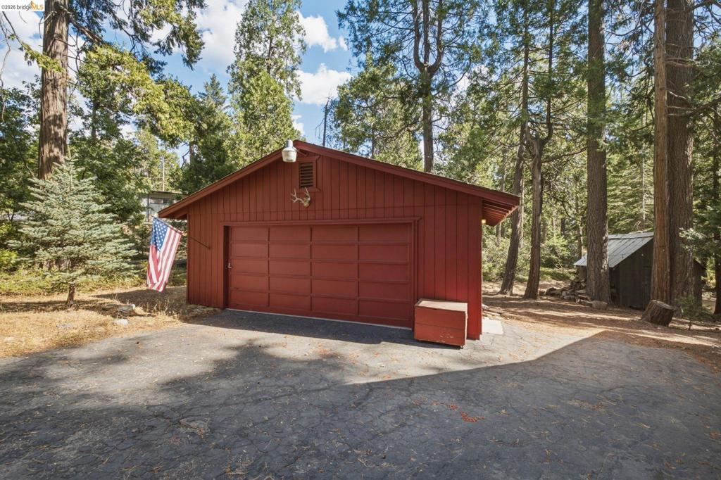 24381 Sierra Park Rd