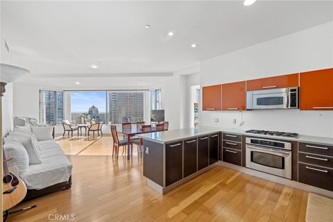Photo of 801 S Grand Ave #1611, Los Angeles, CA 90017 (MLS # BB25272088)