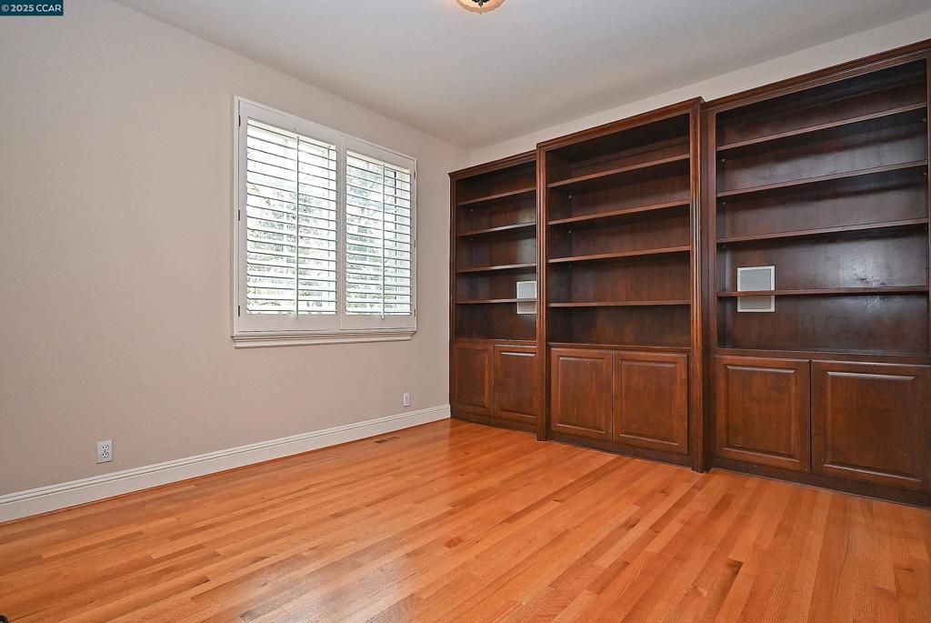RUBY HILL C.C. - Residential