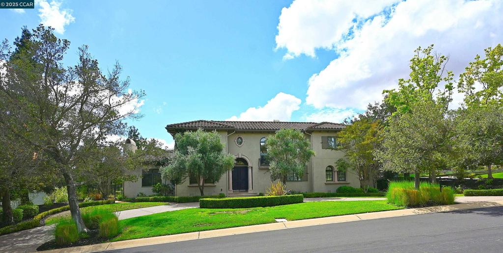 RUBY HILL C.C. - Residential