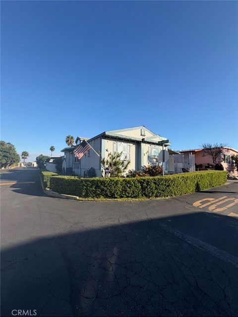 Photo of 5450 N Paramount Boulevard #113, Long Beach, CA 90805 (MLS # DW26037600)