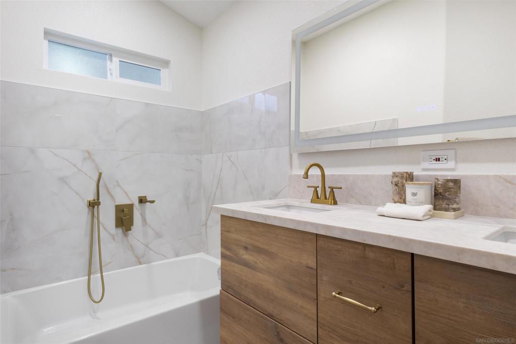 Carlsbad West - Residential