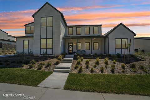 Photo of 15825 Butterfly Drive, Fontana, CA 92336 (MLS # IG26062278)