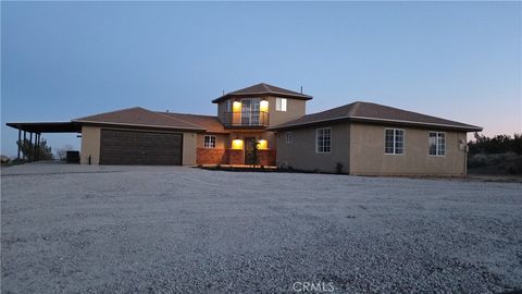 8325 Johnson Road Phelan CA 92371