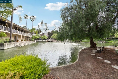 Photo of 470 N Civic Dr #308 Dr, Walnut Creek, CA 94596 (MLS # 41148493)