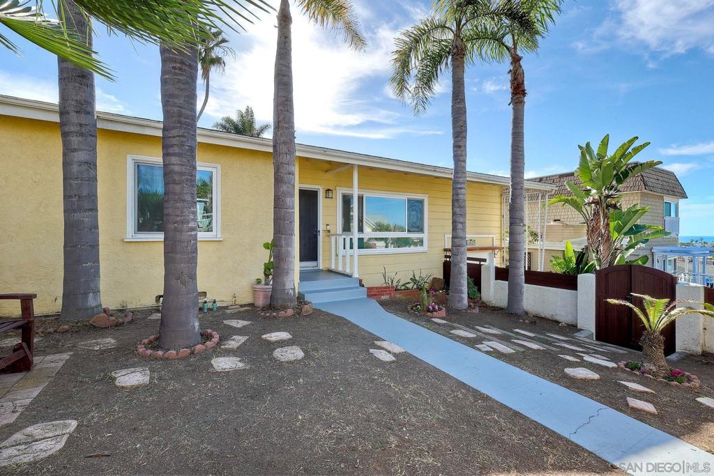 4643 Narragansett Ave