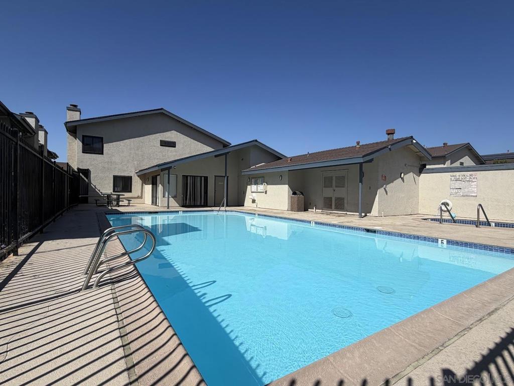 Lakeside - Residential