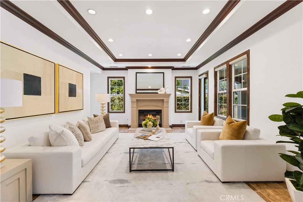 27402 Paseo Boveda