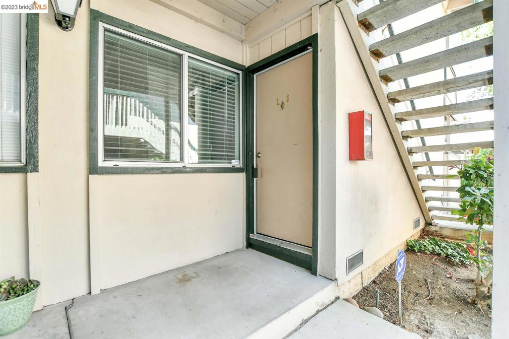 KIRKWOOD VILLAGE - Residential