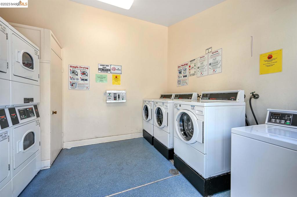 KIRKWOOD VILLAGE - Residential