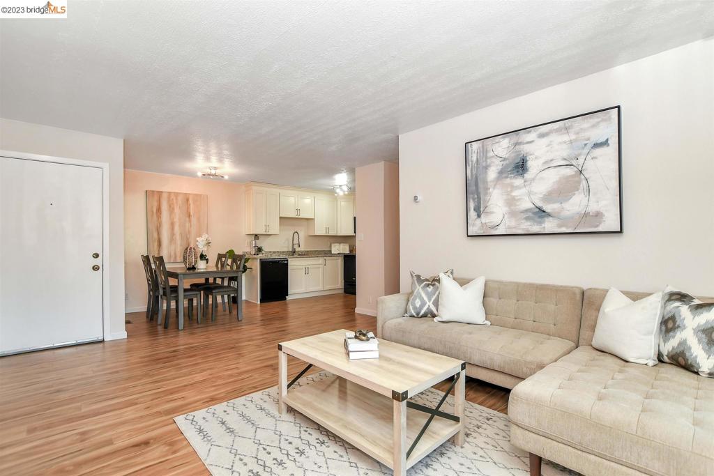 KIRKWOOD VILLAGE - Residential