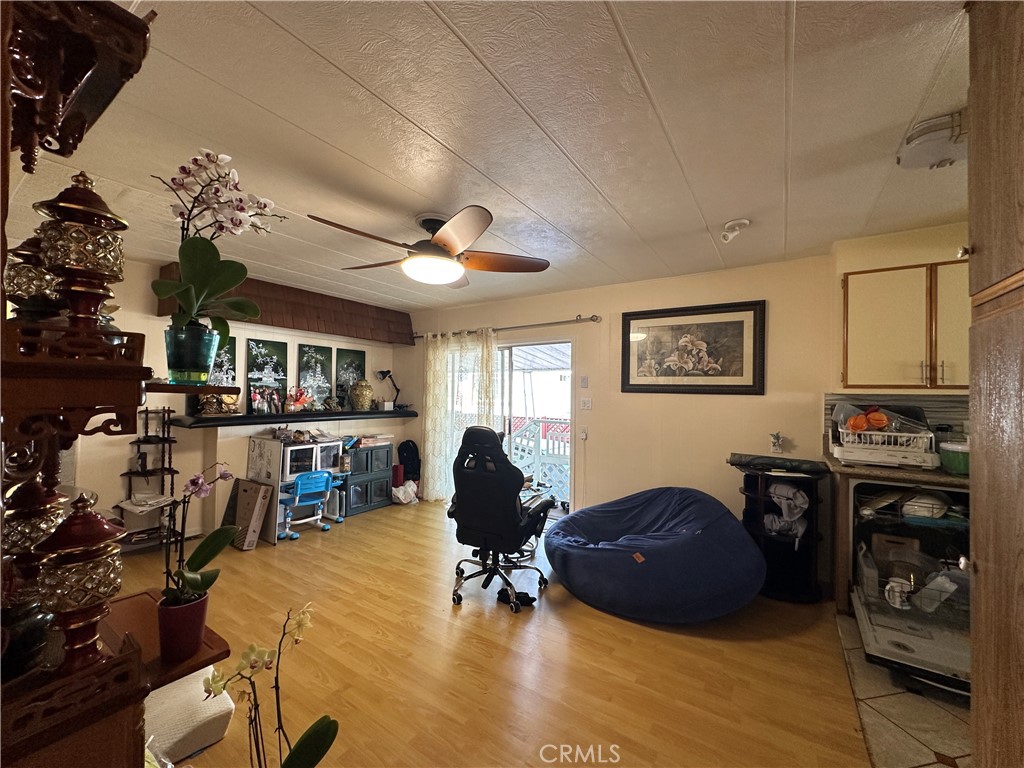 14300 Clinton Street 96