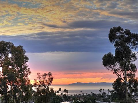 Photo of 104 Avenida Caballeros, San Clemente, CA 92672 (MLS # OC25265726)