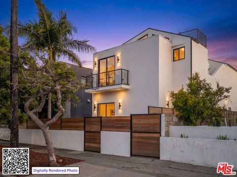 Photo of 337 6th Avenue, Venice, CA 90291 (MLS # 26835879)