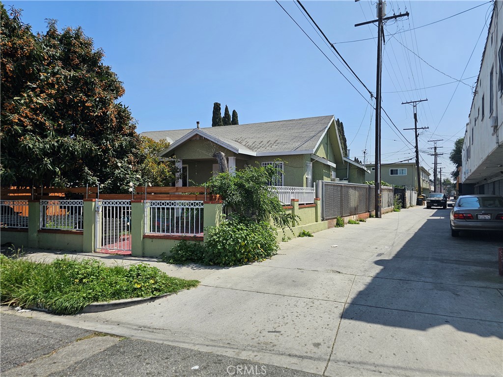 6362 Arbutus Avenue
