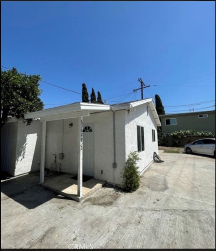 6362 Arbutus Avenue