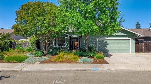 Photo of 1325 Sherwood DR, Turlock, CA 95380 (MLS # MC26120170)