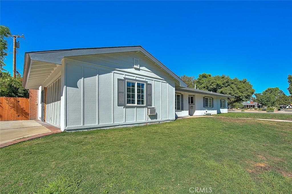 340 W Caroline Street