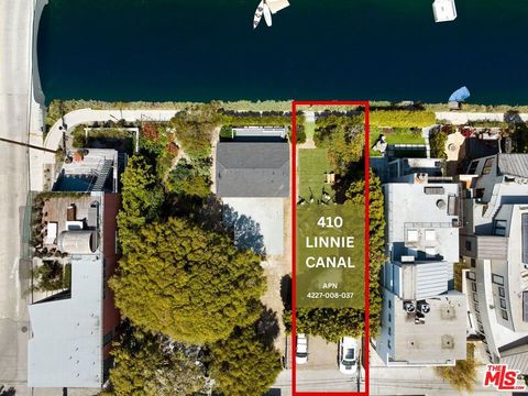 Photo of 410 Linnie Canal, Venice, CA 90291 (MLS # 25602893) Photo of 410 Linnie Canal, Venice, CA 90291 (MLS # 25602893)