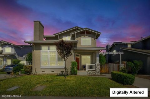 Photo of 1201 Blue Parrot Court, Gilroy, CA 95020 (MLS # ML82045870)