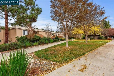 Photo of 1857 Golden Rain Rd Rd #Unit 2, Walnut Creek, CA 94595 (MLS # 41119893)